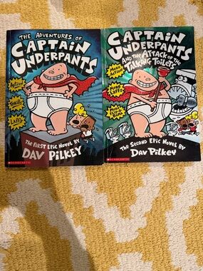 Captain Underpants Kids Book Set - Blue & Green Covers